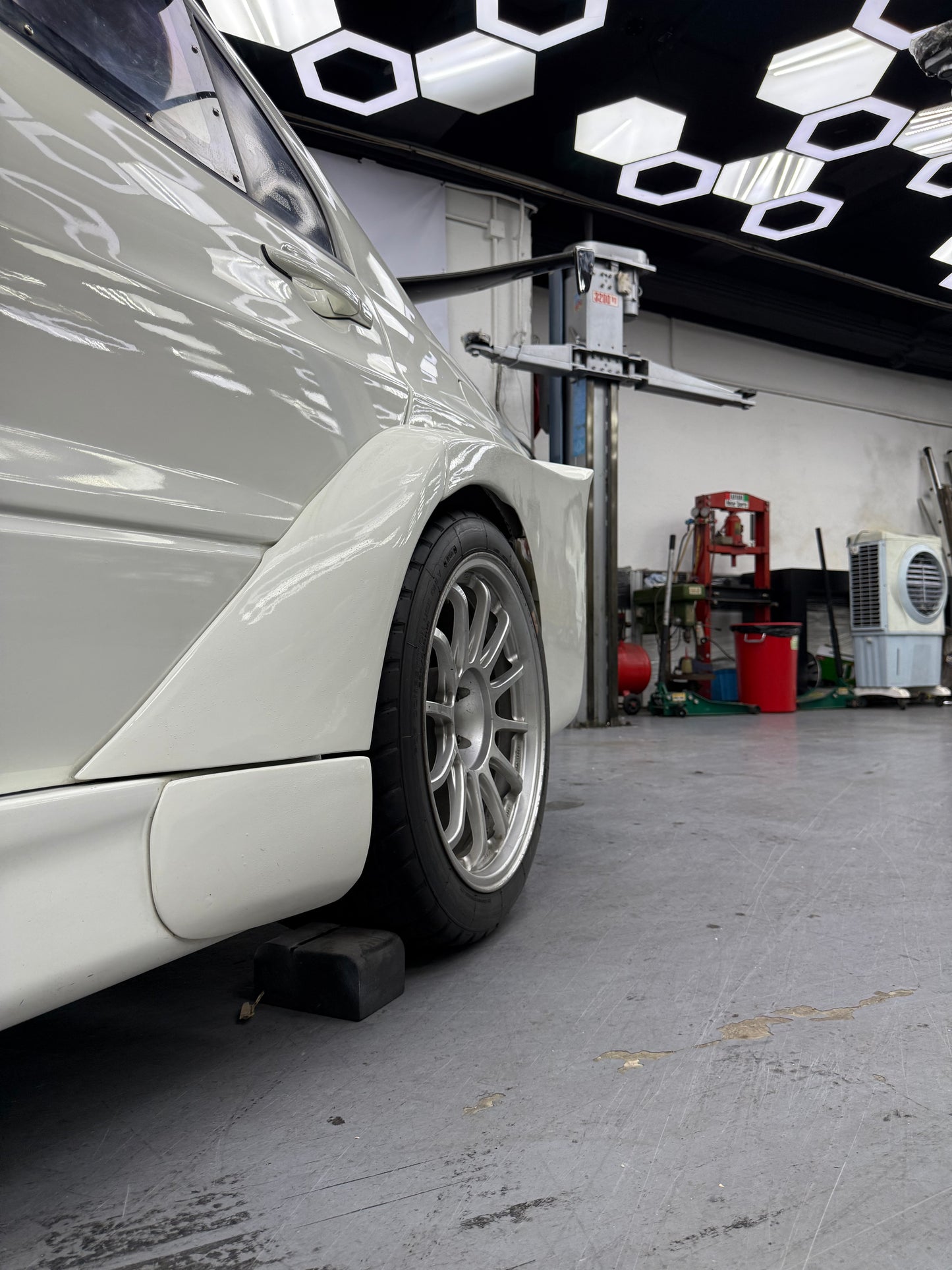 Mitsubishi Lancer Evolution IX Race Car (JUN SPL complete engine)