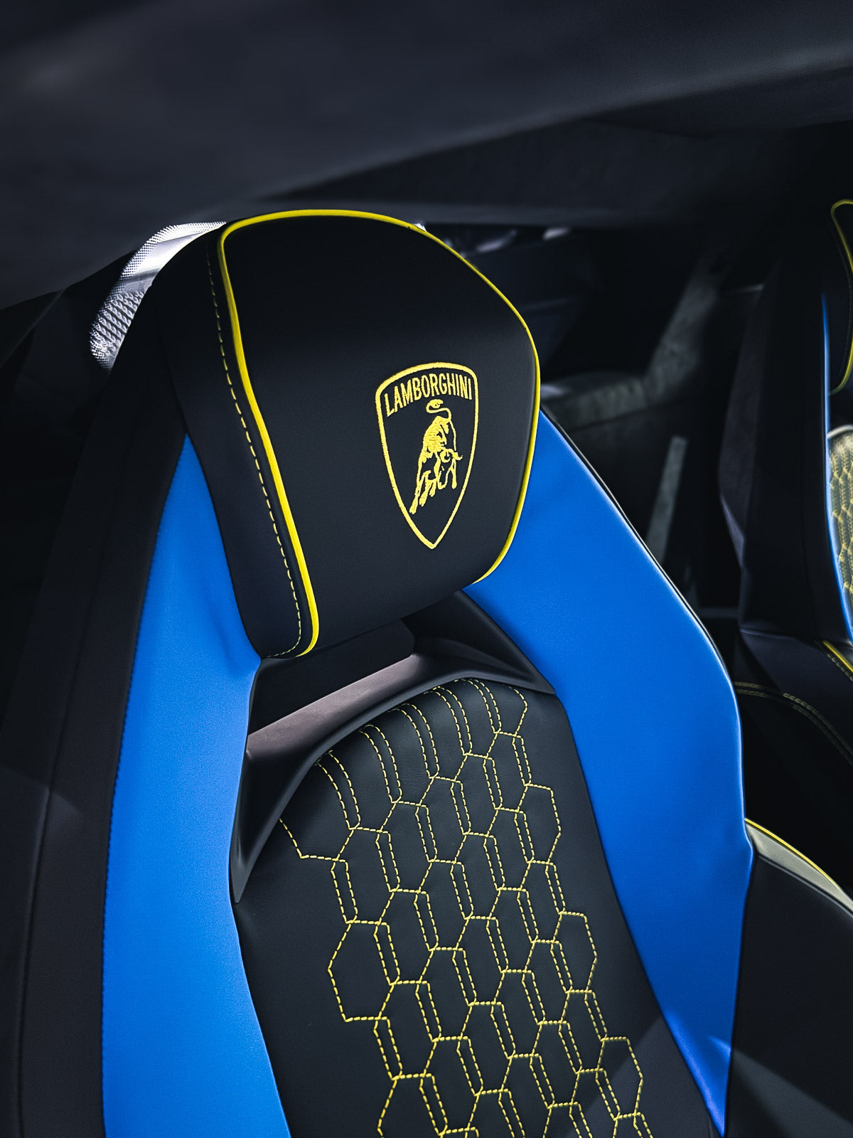 Lamborghini Revuelto